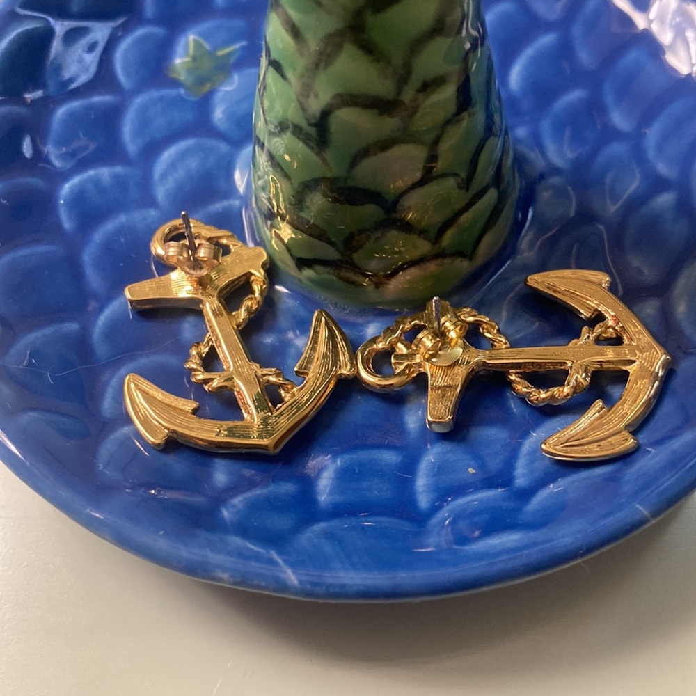 Anchor shape earring - Picture 2 of 3
